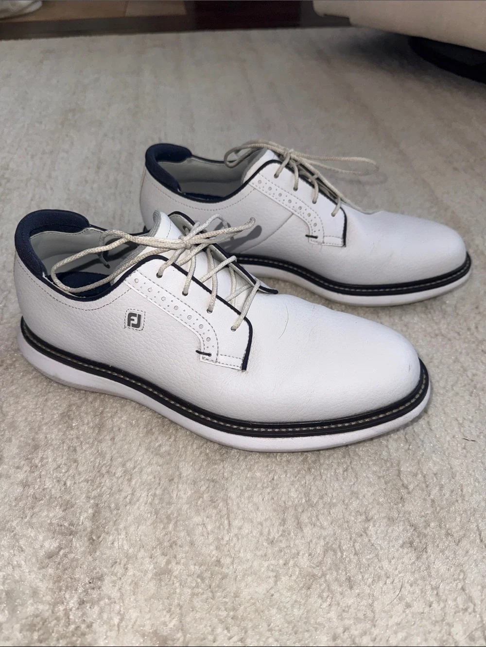 FootJoy Men’s White Leather Derby Golf Shoes with Navy Trim